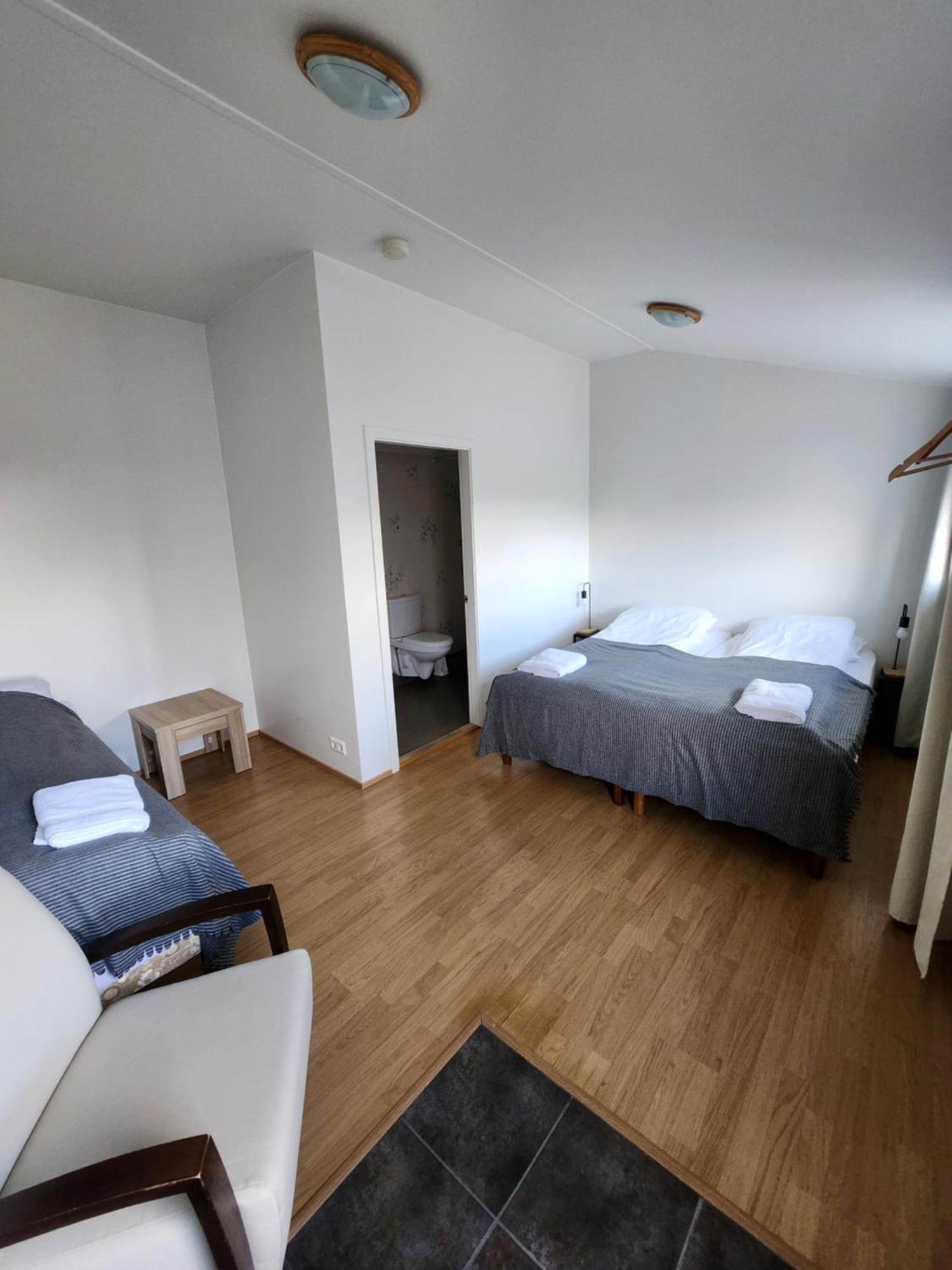 Fjos Guesthouse Varmahlid  Exteriér fotografie